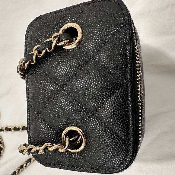 Chanel Caviar Square Mini Vanity Case with Chain - Picture 9 of 15